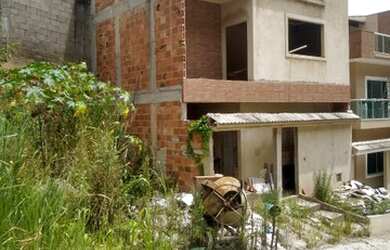 Imagem 2: Casa de condomínio em fase final com 120m²