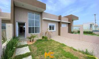 Imagem 3: Casa geminada com ótimo padrão de construção com 02 dormitórios