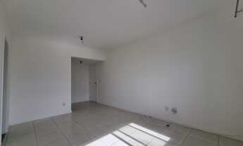 Imagem 6: Apartamento para venda possui 55 m² com 1 quarto em Costa Azul - Salvador - BA