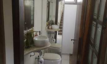 Imagem 6: Casa para venda tem 300 metros quadrados com 4 quartos em Jardim Siesta - Jacareí - SP