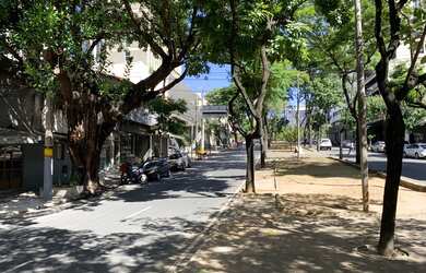 Imagem 3: Alugo Otima Sala com 45m2 Bairro de Lourdes - Belo Horizonte - MG