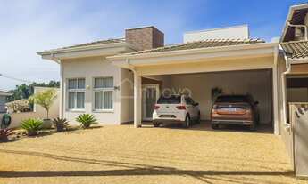 Imagem: Casa de condomínio térrea para venda possui