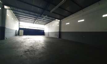 Imagem 4: Galpão/Depósito/Armazém para aluguel possui 400 metros quadrados com 3 quartos