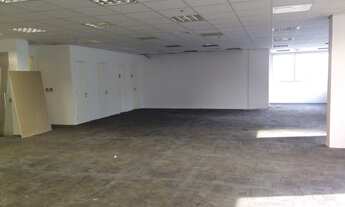 Imagem 6: Belíssimo conjunto para aluguel com 107 metros, vão livre, 02 vagas, ao lado da igreja de