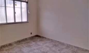 Imagem 7: Corretor Álvaro Vidal vende! Colado ao Campo de São Cristóvão! Casa Linear de V