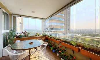 Imagem 2: Apartamento à venda com 3 quartos e 5 vagas em Alto De Pinheiros-SP, 376m²