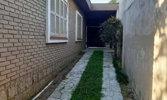 Imagem 2: Casa para venda tem 120 metros quadrados com 3 quartos em Arujá Country Club - Arujá - São