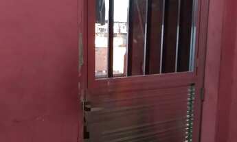 Imagem 3: Vendo quarto com banheiro 8 mil