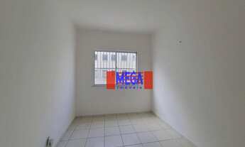 Imagem 3: Apartamento com 2 quartos para alugar no bairro Dias Macedo - Fortaleza/CE