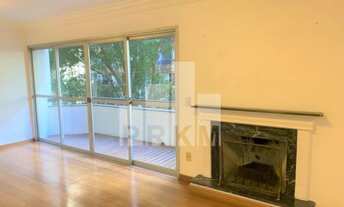 Imagem 7: Itaim Bibi - Conforto e excelência nesse apto do Itaim. Reformado. Três suítes e três vaga