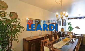 Imagem: CASA ASSOBRADADA - CAMPO BELO - SP