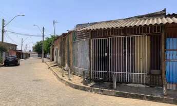 Imagem 6: URGENTE! ATENÇÃO INVESTIDOR! Lote com três casas! Esquinão 187m²! Escriturado! Confira!