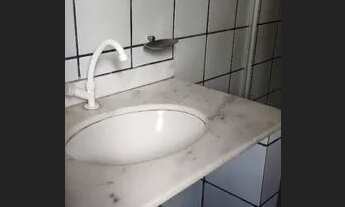 Imagem 3: Casa em rua pública