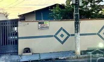 Imagem 2: Casa 3 dormitórios para Venda em Cuiabá, Coophema, 3 dormitórios, 1 suíte, 3 banheiros, 2