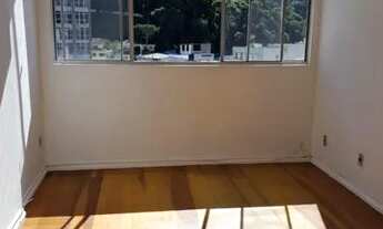 Imagem 6: Teresópolis, apto de frente, sala, quarto amplo