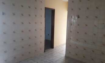 Imagem 5: Alugo casa em excelente estado e boa localização