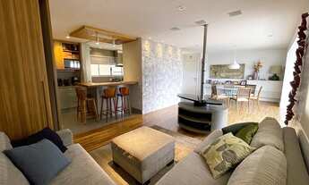 Imagem: Belíssimo apartamento, ampla varanda com