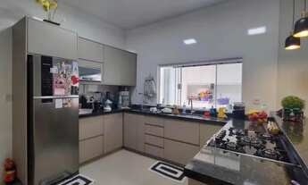 Imagem 2: Casa para venda possui 150 metros quadrados com 3 quartos em Manguinhos - Serra - Espírito