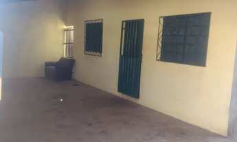 Imagem: ALUGO ESTA CASA