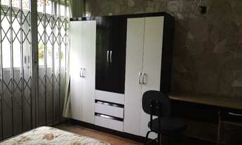 Imagem 2: Quarto feminino individual a uma quadra do Centro Politécnico - UFPR