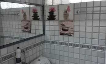 Imagem 5: Apartamento para aluguel e venda possui 200 metros quadrados com 4 quartos