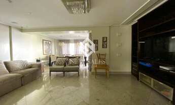 Imagem 3: Lindo apartamento com quatros quartos sendo três suítes