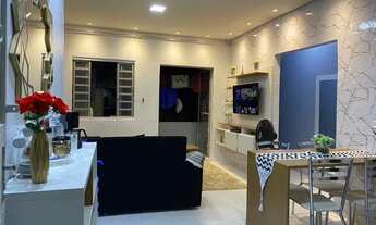 Imagem 3: Casa a venda com tudo dentro, e mais um carro