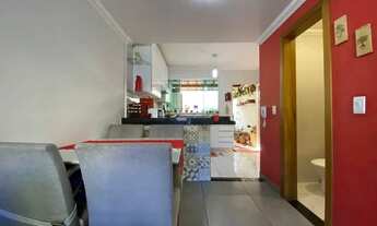 Imagem 4: CASA EM ITAPUÃ COM GARAGEM E FRENTE DE RUA