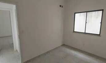 Imagem 4: Casa 2/4 sendo uma suíte, condomínio Vila Fiore, bairro Sim