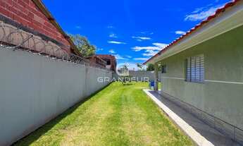 Imagem 6: Residência de 116m² em Terreno de 600m² com 2 Quartos e Potencial de Ampliação