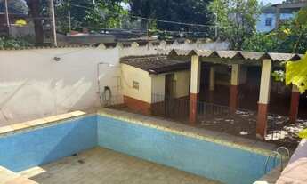 Imagem 6: Apartamento para venda possui 200 metros quadrados com 4 quartos