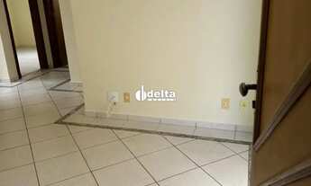 Imagem 2: Apartamento com 2 quartos sendo 1 suíte disponível para venda no bairro Santa Mônica em Ub