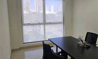 Imagem 3: Le Monde - Comercial/industrial