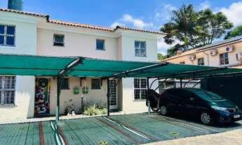 Imagem: Casa Mariana de canto recém reformada no