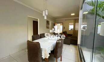 Imagem 3: Casa com 3 dormitórios à venda, 212 m² por R$ 550.000,00 - São Bento - Uberlândia/MG