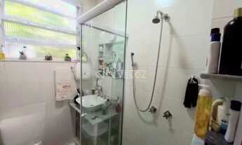 Imagem: Apartamento - / Residencial / Glória