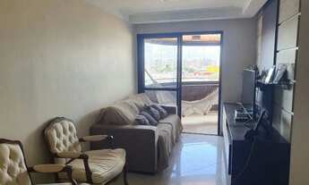 Imagem 3: Lindo apartamento no 4º andar, reformado, com armários nos quartos e cozinha, varanda gour