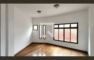 Imagem 2: Casa à Venda - Itaquera, 3 Quartos, 180 m2