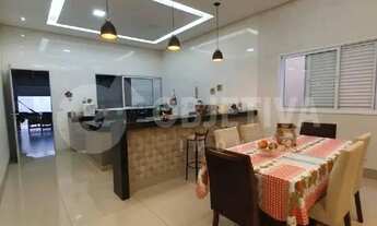 Imagem 3: Casa à venda, 4 quartos, 2 suítes, 4 vagas, SANTA MONICA - UBERLANDIA/MG