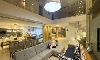 Imagem: Casa à venda em condomínio com 4/4. Guarajuba