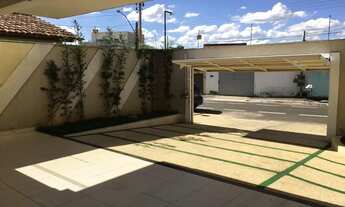 Imagem: Sobrado de 428m² com 05 quartos sendo 01