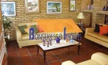 Imagem: Casa de 4 quartos no bairro São João Batista