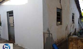 Imagem 5: ÓTIMA LOCALIZAÇÃO B. BOA VISTA NA ZONA SUL LOTE COM EDICULA, 2 QUARTOS, SALA, COZINHA, 1