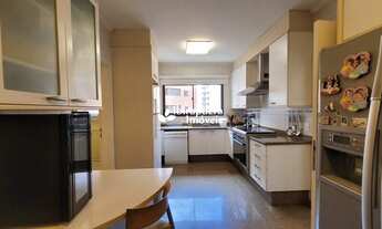 Imagem 7: Moema Nobre com 300m2