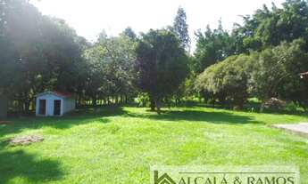 Imagem 4: Chácara para venda possui 172 metros quadrados com 3 quartos