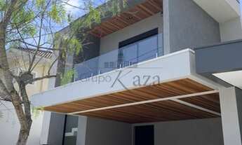 Imagem 3: Casa de condomínio para venda com 270 metros quadrados com 4 quartos