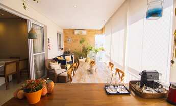 Imagem 2: Apartamento Alto Padrão, reformado e com terraço gourmet amplo!