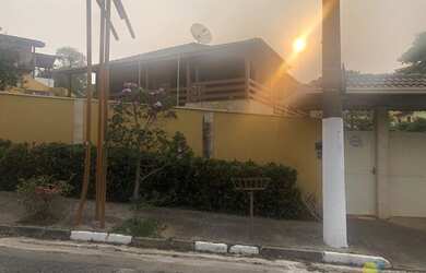 Imagem 2: Casa para Venda em Bragança Paulista, Chácaras São Conrado, 3 dormitórios, 1 suíte, 2 banh