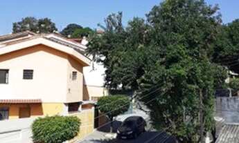 Imagem 7: Sobrado para aluguel tem 250 metros quadrados com 4 quartos