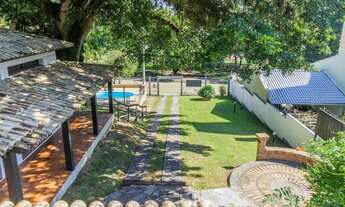 Imagem 5: Casa a venda com 348 m² privativos 04 dorm. 01 suite com lareira e piscina com 18x45 Jardi